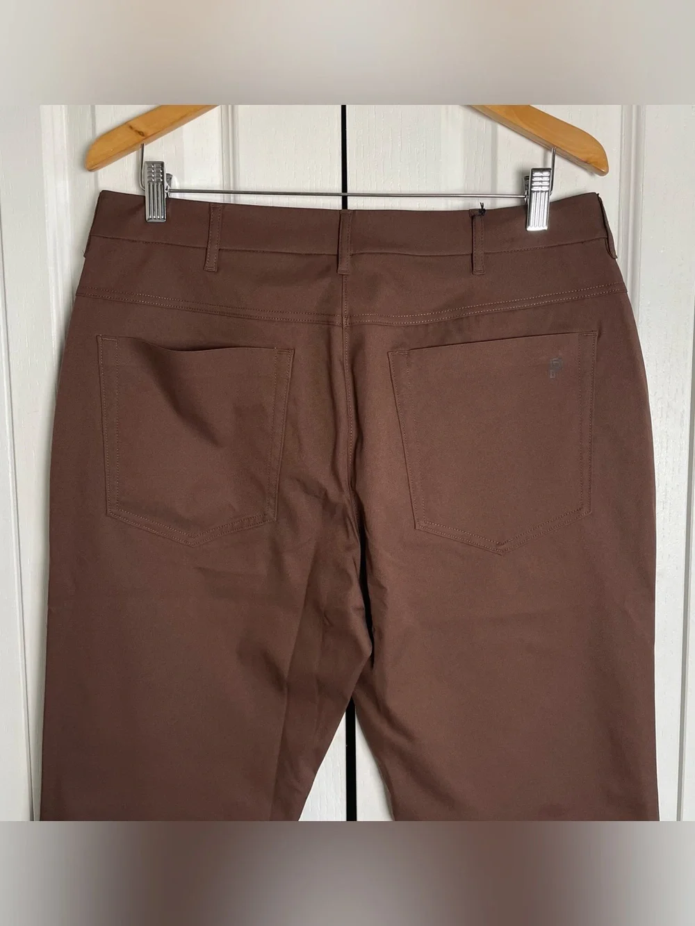 NEW Public Rec Dealmaker 5-pocket Pants Mens 33x30 Coffee Brown Golf Performance